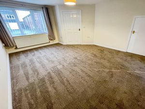 Lounge- click for photo gallery